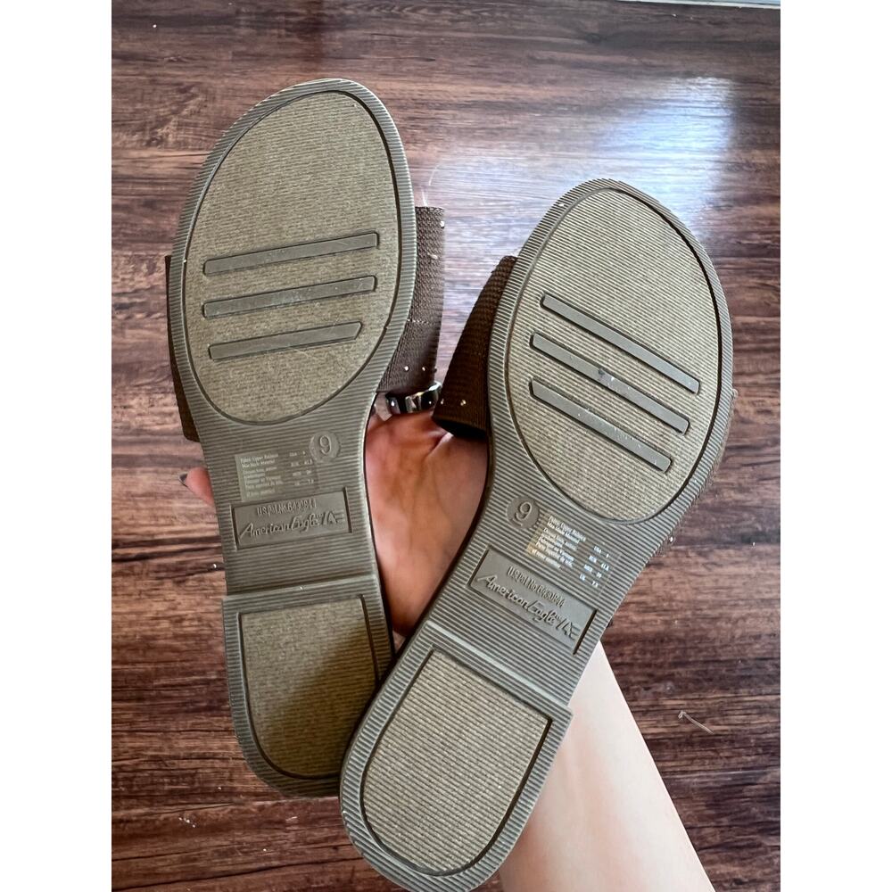 NEW American Eagle Sandals Slip On Brown Slides Flats Wide Strap Womens Size 9 - Picture 3 of 5